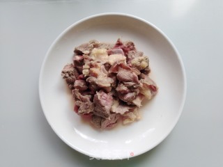 酸菜炖牛肉的做法步骤：3