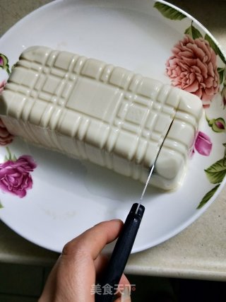 榨菜肉末蒸内脂豆腐的做法步骤：3