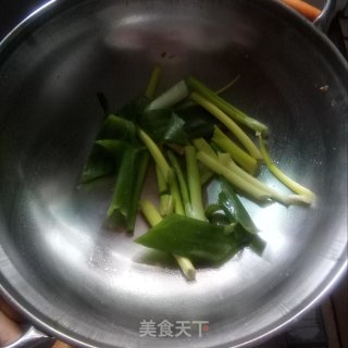 干锅鸭掌的做法步骤：8