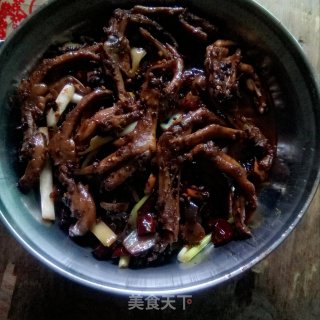 干锅鸭掌的做法步骤：9