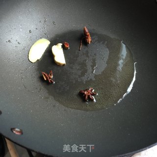 板栗焖鸡的做法步骤：3