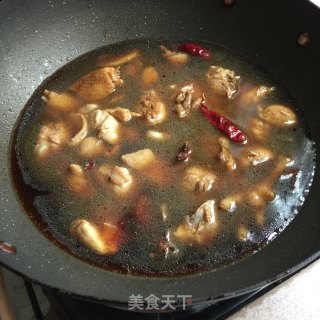 板栗焖鸡的做法步骤：8
