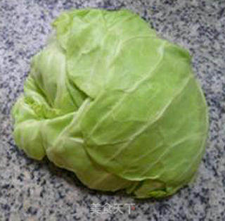 牛肉肠圆白菜炒年糕的做法步骤：2