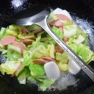 牛肉肠圆白菜炒年糕的做法步骤：10