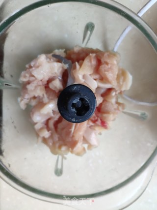 鸡肉汉堡的做法步骤：2