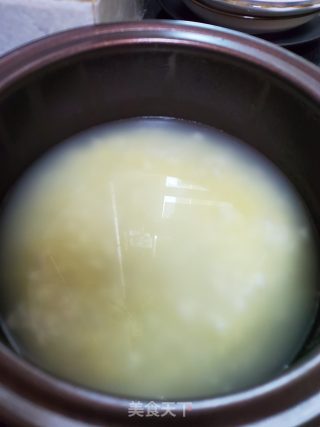 咸蛋粥的做法步骤：2