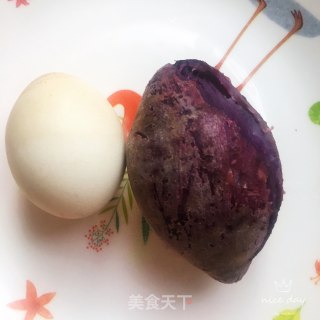 紫薯鸡蛋生菜沙拉的做法步骤：1