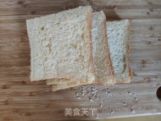 简易草莓芝士西多士的做法步骤：1