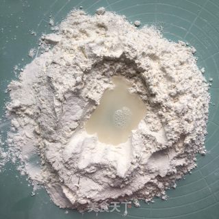 凉皮的做法步骤：1