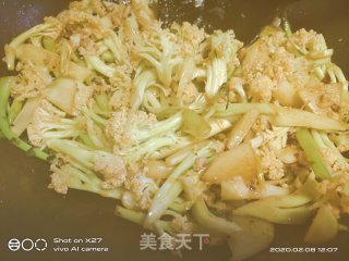 肉末炒花菜的做法步骤：2
