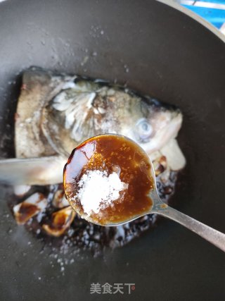 酱香鱼头冻豆腐的做法步骤：12