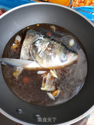 酱香鱼头冻豆腐的做法步骤：13