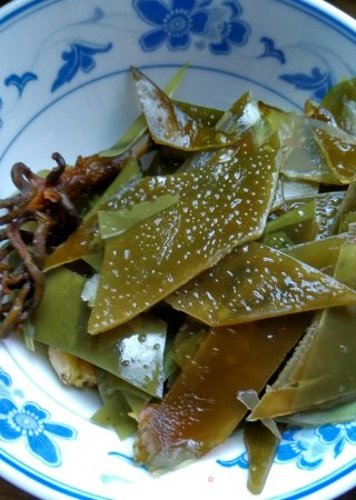 排骨绿豆炖海带的做法步骤：2
