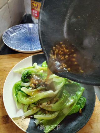 蒜香汁淋生菜的做法步骤：8