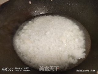 菠菜肉末粥的做法步骤：2