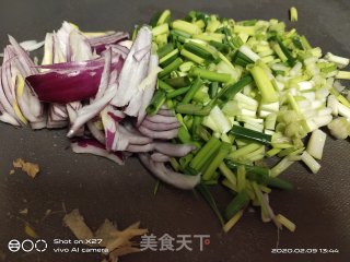葱香牛肉的做法步骤：2