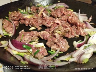 葱香牛肉的做法步骤：3
