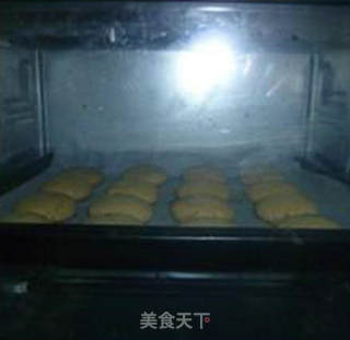 麦香奶茶酥饼的做法步骤：9