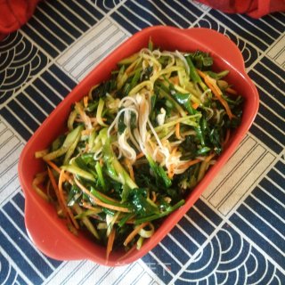 胡萝卜拌菠菜粉丝的做法步骤：7