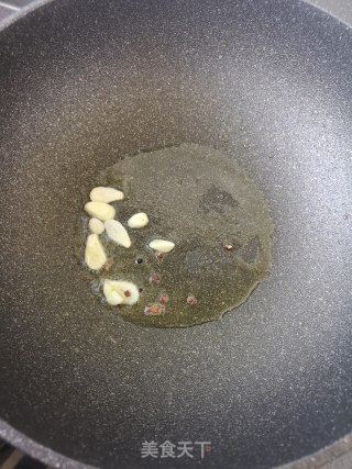 菠菜蛋花汤的做法步骤：2