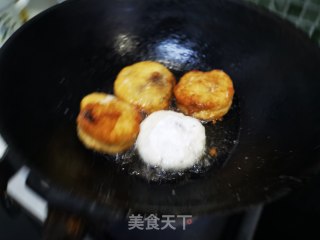 红豆糯米炸糕的做法步骤：11