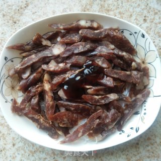 腊肠蒸粉丝的做法步骤：3
