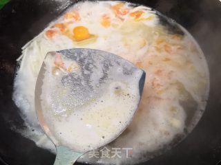 番茄鸡蛋面的做法步骤：6