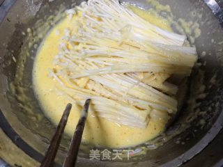 酥炸金针菇的做法步骤：5