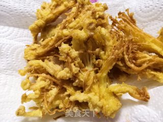 酥炸金针菇的做法步骤：10
