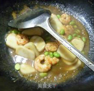 咖喱毛豆虾仁年糕的做法步骤：12