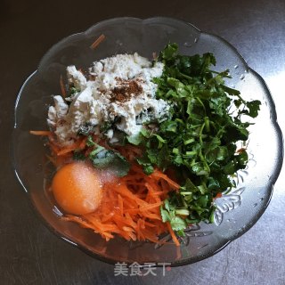 胡萝卜香菜丸子的做法步骤：3
