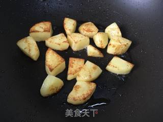 香菇鸡丁焖饭的做法步骤：8
