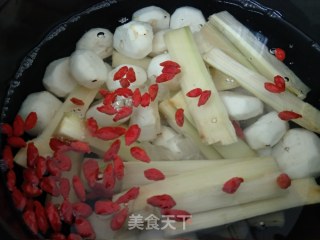 甘蔗马蹄水的做法步骤：5