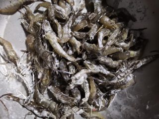 煎小虾的做法步骤：3