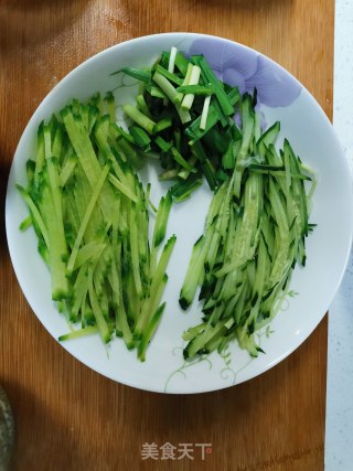 大虾面的做法步骤：7