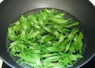 蒜蓉四角豆的做法步骤：3