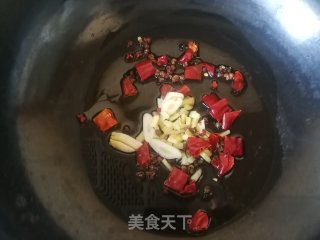 麻辣牛腩的做法步骤：10