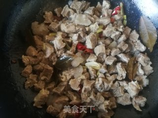麻辣牛腩的做法步骤：11