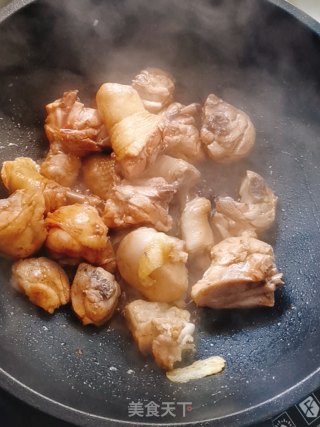 笋干烧鸡腿的做法步骤：5