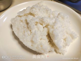 肉末香葱炒饭的做法步骤：2