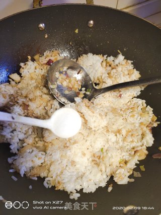 肉末香葱炒饭的做法步骤：5