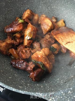红烧驴肉的做法步骤：12