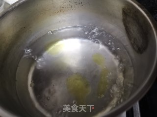青酱意面的做法步骤：2