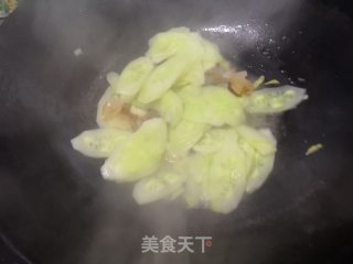 腊肉炒黄瓜的做法步骤：6