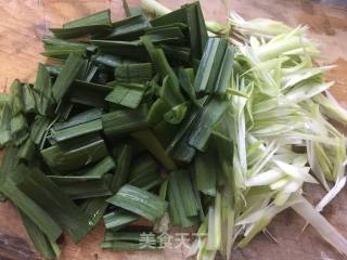 鸭血炒大蒜的做法步骤：6