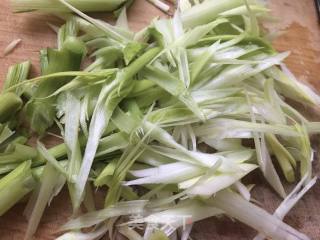 鸭血炒大蒜的做法步骤：7