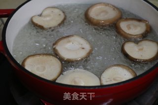 素鲍鱼的做法步骤：3