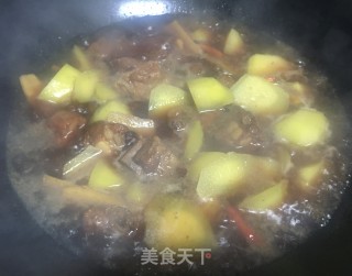 土豆焖排骨的做法步骤：6