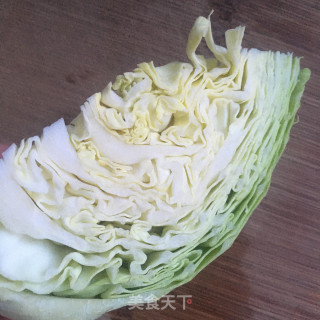 青蒜包菜炒饸饹的做法步骤：2