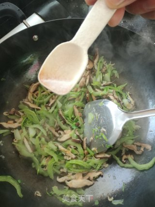 腊肉芥菜焖咸饭的做法步骤：13